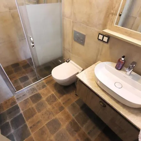 Willa Immaculate 4-bed In Dalyan *